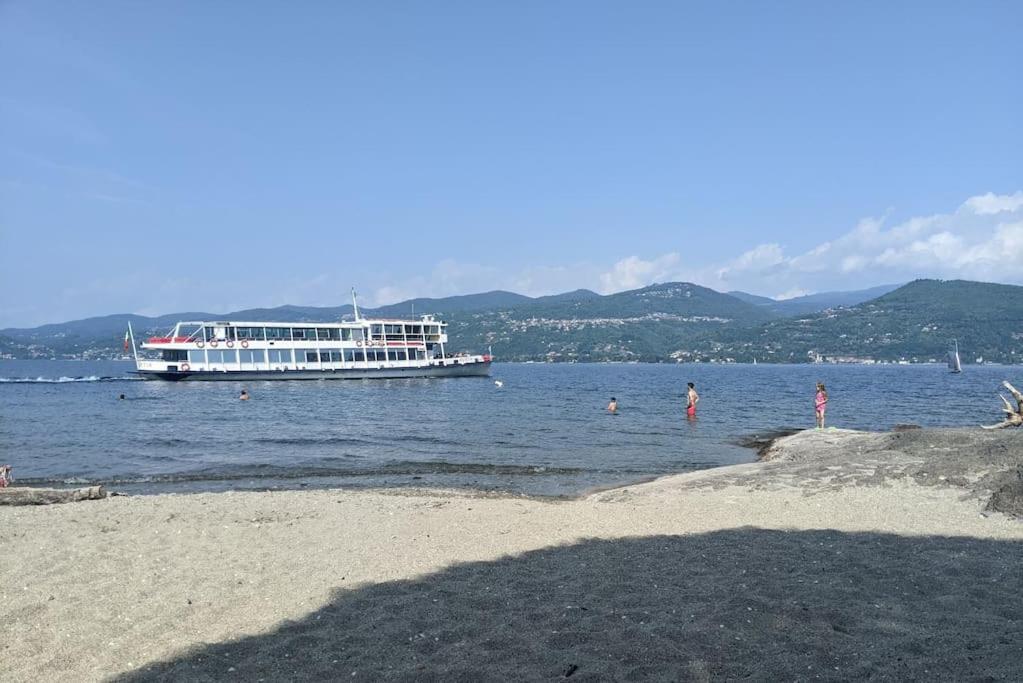 Lago Maggiore - Loft Apartment Ispra Dış mekan fotoğraf